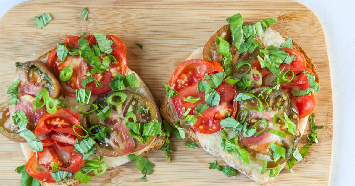 Tomato Provolone Toast | Aunt Millie's